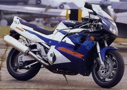 Suzuki GSX-R 1100W 1996-98